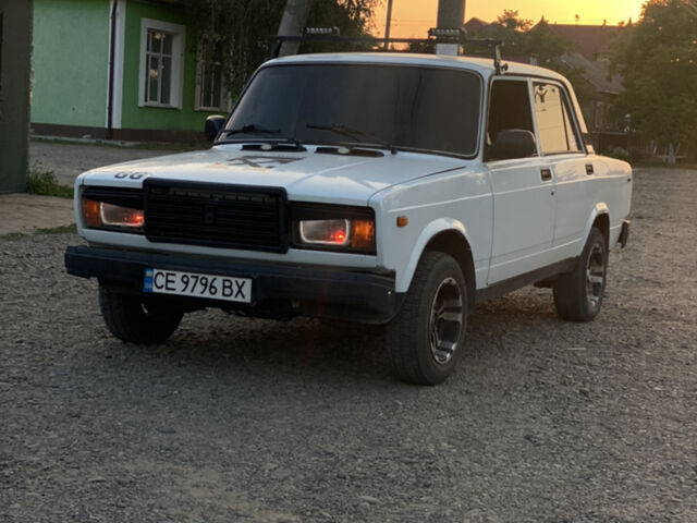 Белый ВАЗ 2107, объемом двигателя 1.6 л и пробегом 175 тыс. км за 3567 $, фото 1 на Automoto.ua