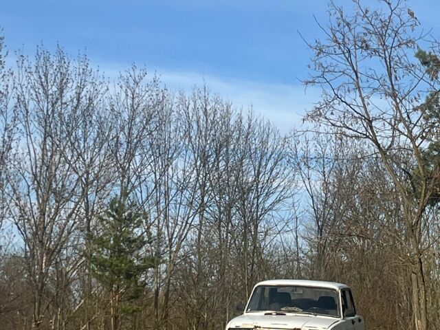 Белый ВАЗ 2107, объемом двигателя 1.5 л и пробегом 3 тыс. км за 628 $, фото 1 на Automoto.ua