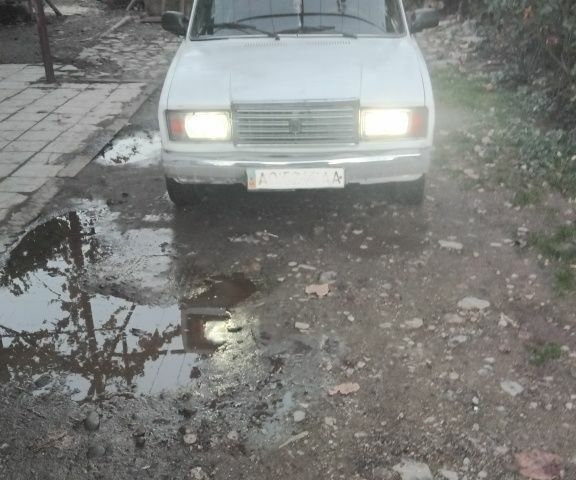 Белый ВАЗ 2107, объемом двигателя 0 л и пробегом 761 тыс. км за 648 $, фото 1 на Automoto.ua