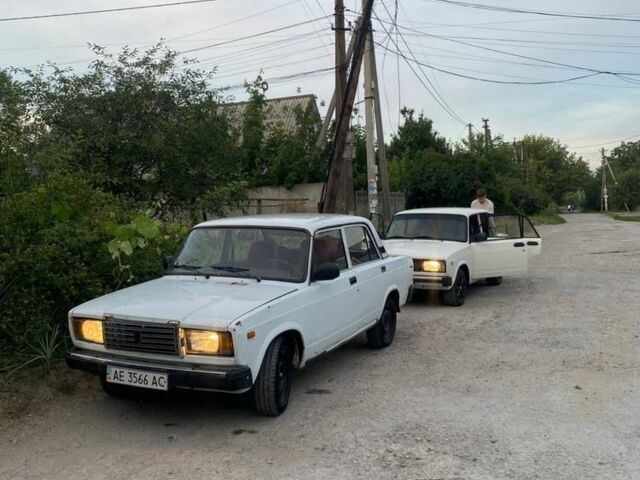 Белый ВАЗ 2107, объемом двигателя 1.5 л и пробегом 400 тыс. км за 560 $, фото 1 на Automoto.ua