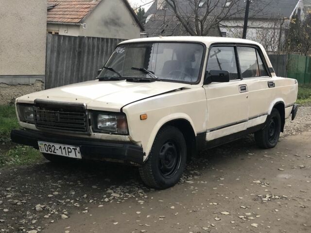 Бежевый ВАЗ 2107, объемом двигателя 1.5 л и пробегом 140 тыс. км за 404 $, фото 1 на Automoto.ua