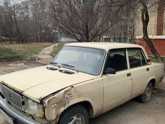 Бежевый ВАЗ 2107, объемом двигателя 1.5 л и пробегом 50 тыс. км за 402 $, фото 1 на Automoto.ua