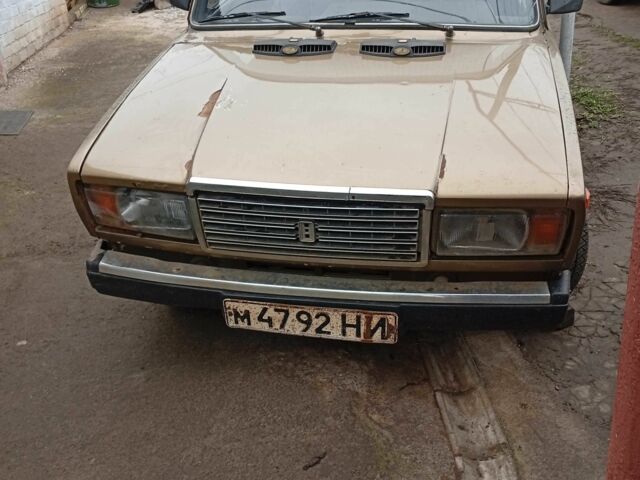 Бежевий ВАЗ 2107, об'ємом двигуна 1.6 л та пробігом 100 тис. км за 593 $, фото 1 на Automoto.ua