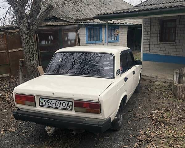 Бежевый ВАЗ 2107, объемом двигателя 1.3 л и пробегом 63 тыс. км за 750 $, фото 1 на Automoto.ua