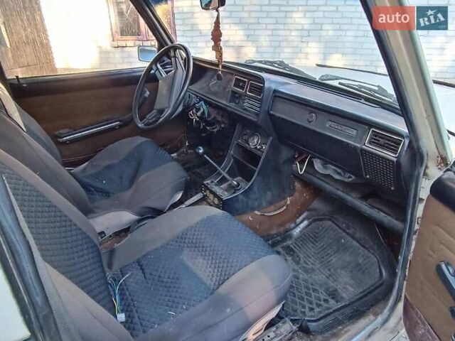 Бежевый ВАЗ 2107, объемом двигателя 0 л и пробегом 200 тыс. км за 350 $, фото 1 на Automoto.ua