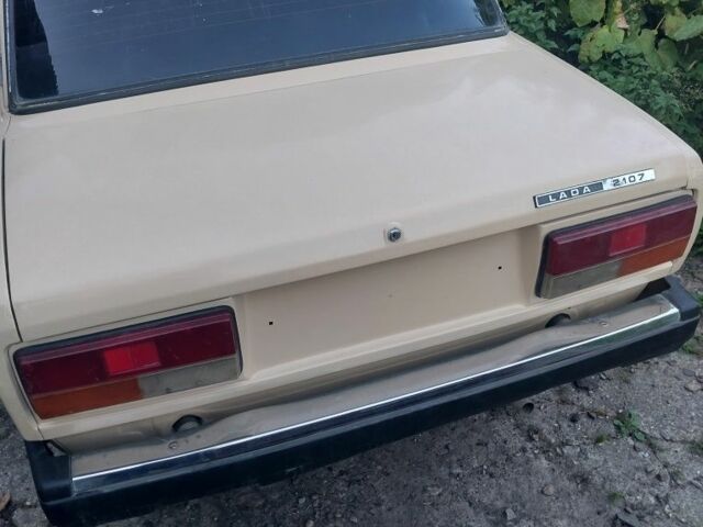 Бежевый ВАЗ 2107, объемом двигателя 1 л и пробегом 1 тыс. км за 399 $, фото 1 на Automoto.ua