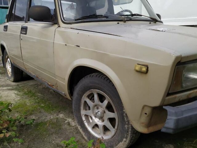 Бежевий ВАЗ 2107, об'ємом двигуна 1.5 л та пробігом 345 тис. км за 400 $, фото 1 на Automoto.ua