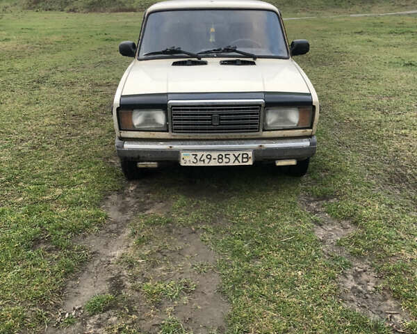 Бежевый ВАЗ 2107, объемом двигателя 1.3 л и пробегом 331 тыс. км за 650 $, фото 1 на Automoto.ua