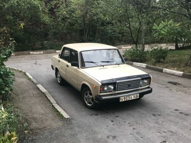 Бежевий ВАЗ 2107, об'ємом двигуна 1.5 л та пробігом 150 тис. км за 799 $, фото 1 на Automoto.ua