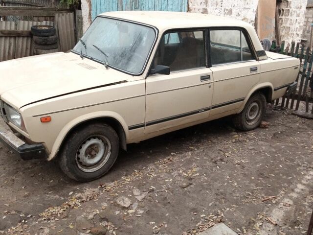 Бежевый ВАЗ 2107, объемом двигателя 1.5 л и пробегом 150 тыс. км за 595 $, фото 1 на Automoto.ua