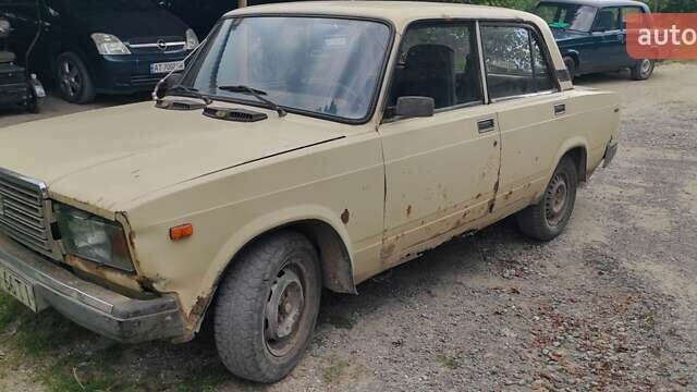 Бежевый ВАЗ 2107, объемом двигателя 1.3 л и пробегом 100 тыс. км за 350 $, фото 1 на Automoto.ua