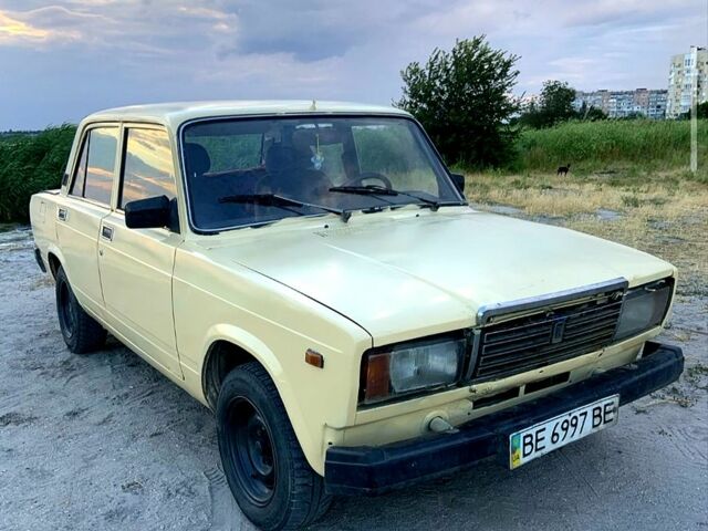 Бежевий ВАЗ 2107, об'ємом двигуна 1.5 л та пробігом 0 тис. км за 650 $, фото 1 на Automoto.ua