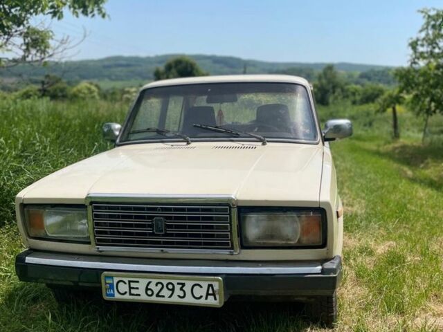 Бежевый ВАЗ 2107, объемом двигателя 1.3 л и пробегом 300 тыс. км за 1000 $, фото 1 на Automoto.ua