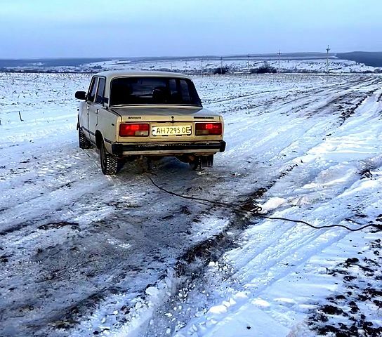 Бежевый ВАЗ 2107, объемом двигателя 1.5 л и пробегом 0 тыс. км за 500 $, фото 1 на Automoto.ua