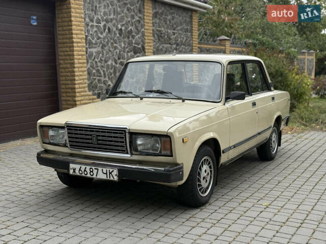 Бежевый ВАЗ 2107, объемом двигателя 1.6 л и пробегом 73 тыс. км за 2800 $, фото 1 на Automoto.ua