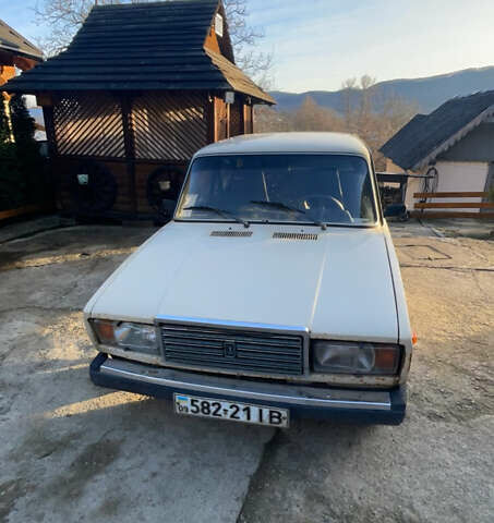 Бежевый ВАЗ 2107, объемом двигателя 1.5 л и пробегом 150 тыс. км за 400 $, фото 1 на Automoto.ua