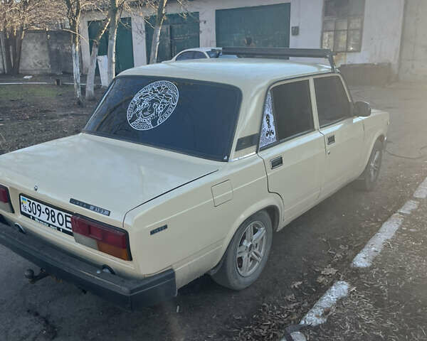 Бежевий ВАЗ 2107, об'ємом двигуна 1.7 л та пробігом 40 тис. км за 1200 $, фото 1 на Automoto.ua