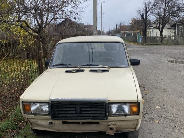 Бежевый ВАЗ 2107, объемом двигателя 1.5 л и пробегом 3 тыс. км за 262 $, фото 1 на Automoto.ua