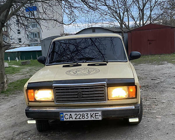Бежевый ВАЗ 2107, объемом двигателя 1.5 л и пробегом 15 тыс. км за 911 $, фото 1 на Automoto.ua