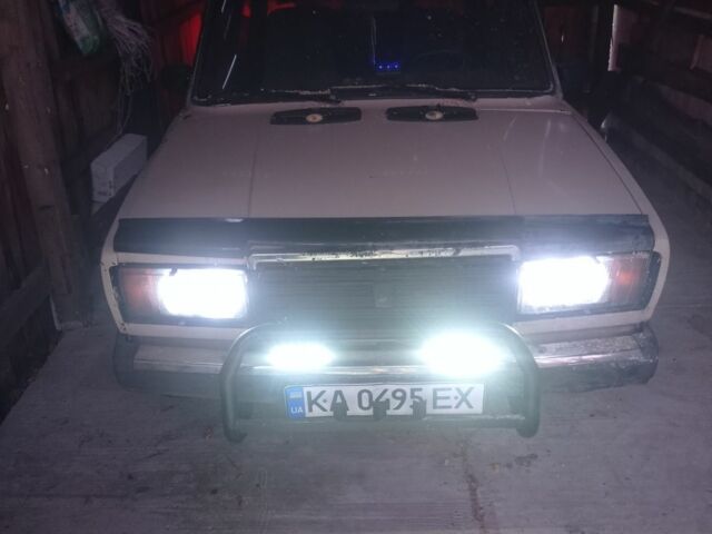 Бежевий ВАЗ 2107, об'ємом двигуна 1.5 л та пробігом 300 тис. км за 436 $, фото 1 на Automoto.ua