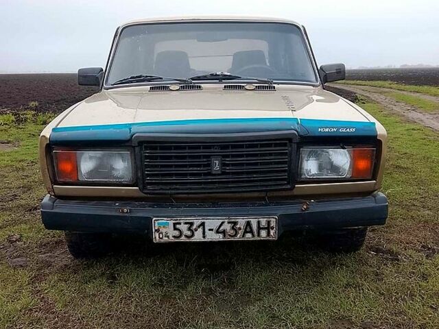 Бежевый ВАЗ 2107, объемом двигателя 1.6 л и пробегом 10 тыс. км за 640 $, фото 1 на Automoto.ua