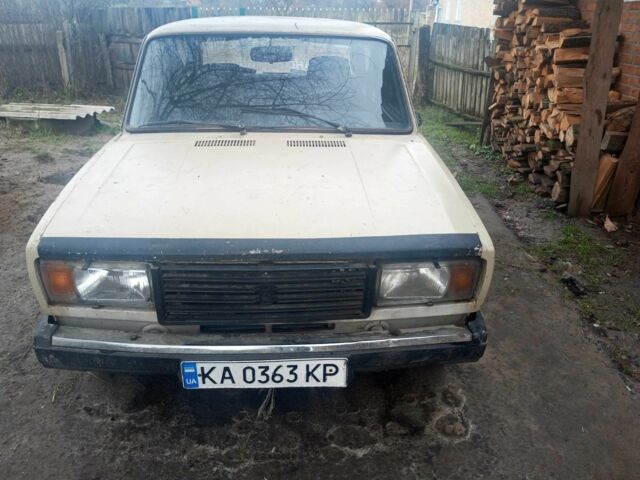 Бежевый ВАЗ 2107, объемом двигателя 1.5 л и пробегом 1 тыс. км за 401 $, фото 1 на Automoto.ua