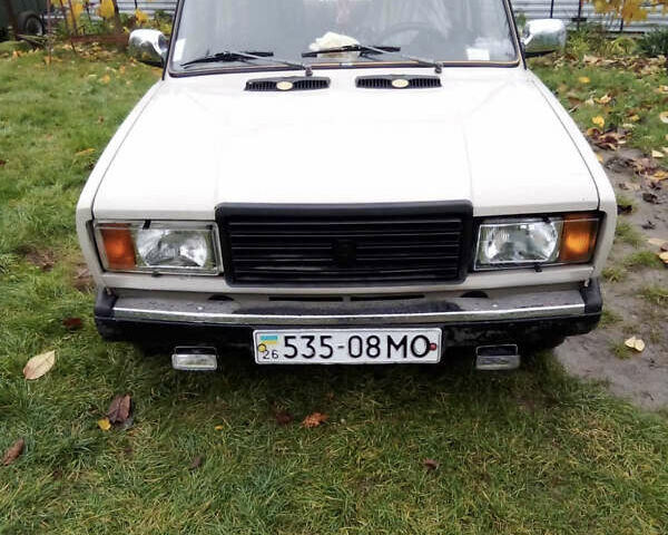 Бежевый ВАЗ 2107, объемом двигателя 1.5 л и пробегом 120 тыс. км за 1200 $, фото 1 на Automoto.ua