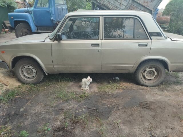 Бежевый ВАЗ 2107, объемом двигателя 0 л и пробегом 100 тыс. км за 900 $, фото 1 на Automoto.ua