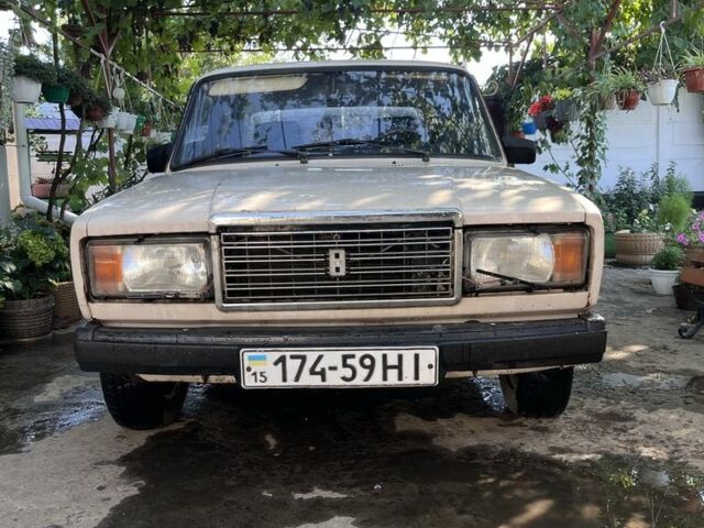 Бежевый ВАЗ 2107, объемом двигателя 1.7 л и пробегом 17 тыс. км за 850 $, фото 1 на Automoto.ua