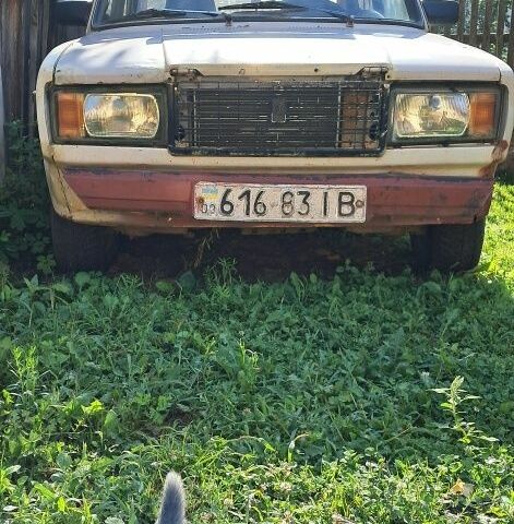 Бежевый ВАЗ 2107, объемом двигателя 1 л и пробегом 380 тыс. км за 900 $, фото 1 на Automoto.ua