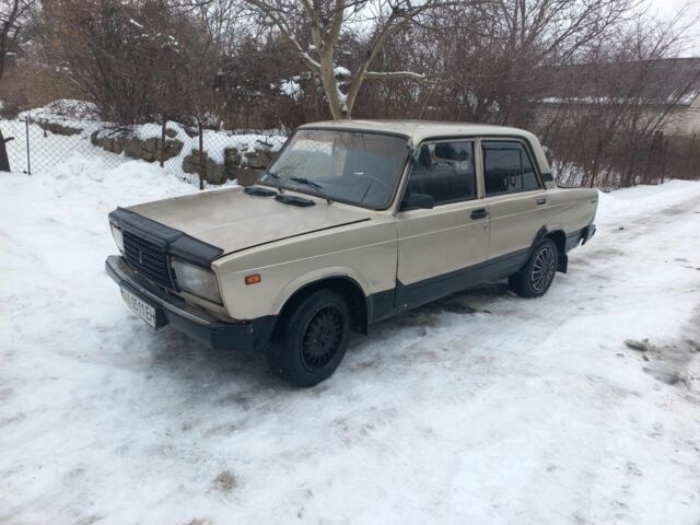 Бежевий ВАЗ 2107, об'ємом двигуна 0 л та пробігом 1 тис. км за 450 $, фото 1 на Automoto.ua