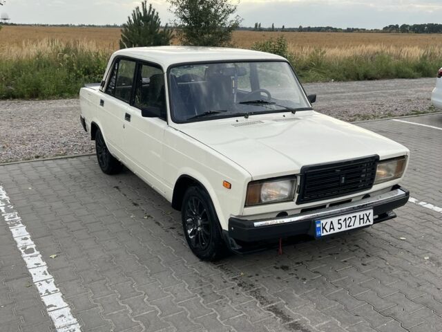 Бежевий ВАЗ 2107, об'ємом двигуна 1.5 л та пробігом 999 тис. км за 1300 $, фото 1 на Automoto.ua