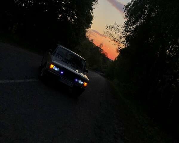 Бежевий ВАЗ 2107, об'ємом двигуна 1.45 л та пробігом 500 тис. км за 1300 $, фото 1 на Automoto.ua