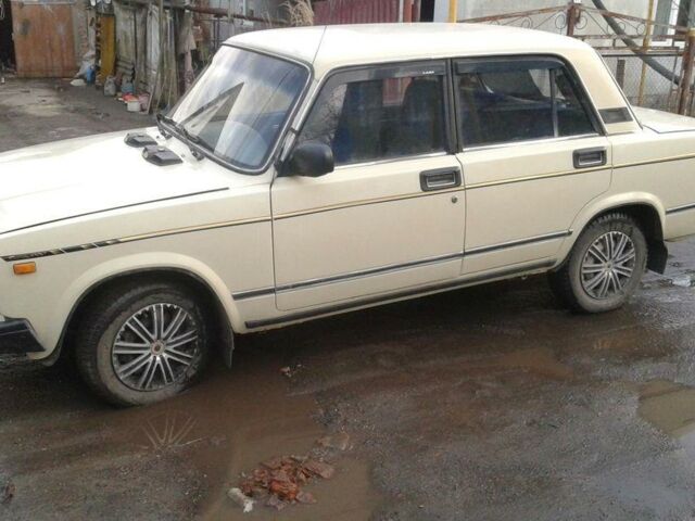 Бежевий ВАЗ 2107, об'ємом двигуна 1.5 л та пробігом 58 тис. км за 950 $, фото 1 на Automoto.ua