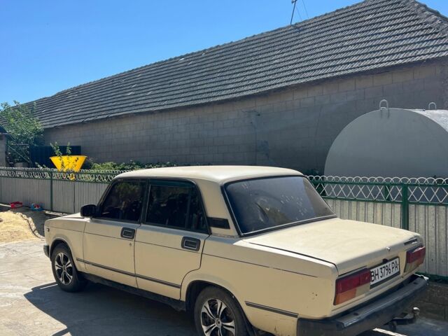 Бежевий ВАЗ 2107, об'ємом двигуна 1.5 л та пробігом 334 тис. км за 700 $, фото 1 на Automoto.ua