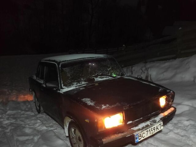 Черный ВАЗ 2107, объемом двигателя 1 л и пробегом 50 тыс. км за 473 $, фото 1 на Automoto.ua