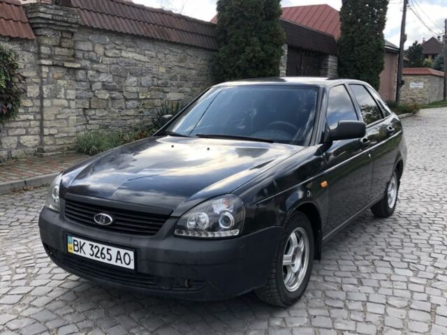 Черный ВАЗ 2107, объемом двигателя 1.6 л и пробегом 156 тыс. км за 2300 $, фото 1 на Automoto.ua