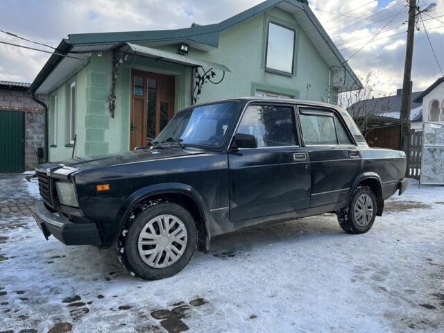Черный ВАЗ 2107, объемом двигателя 1.5 л и пробегом 173 тыс. км за 450 $, фото 1 на Automoto.ua