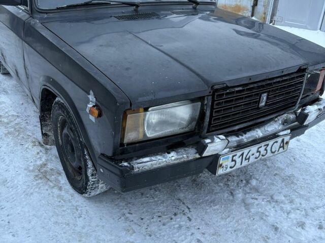 Черный ВАЗ 2107, объемом двигателя 0 л и пробегом 444 тыс. км за 463 $, фото 1 на Automoto.ua