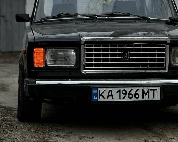 Черный ВАЗ 2107, объемом двигателя 1.5 л и пробегом 187 тыс. км за 1409 $, фото 1 на Automoto.ua