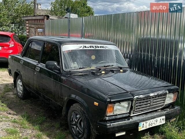Черный ВАЗ 2107, объемом двигателя 1.5 л и пробегом 150 тыс. км за 900 $, фото 1 на Automoto.ua