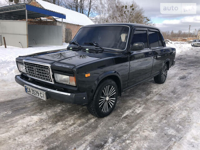 Чорний ВАЗ 2107, об'ємом двигуна 1.5 л та пробігом 100 тис. км за 2300 $, фото 1 на Automoto.ua