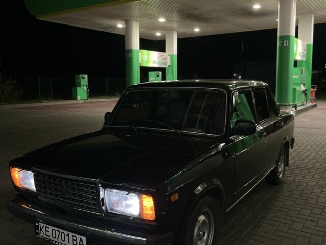 Чорний ВАЗ 2107, об'ємом двигуна 1.5 л та пробігом 166 тис. км за 1900 $, фото 1 на Automoto.ua