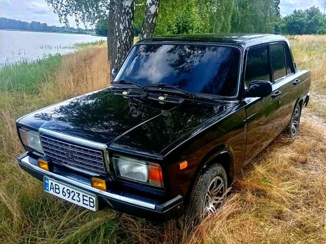 Черный ВАЗ 2107, объемом двигателя 1.5 л и пробегом 51 тыс. км за 1500 $, фото 1 на Automoto.ua
