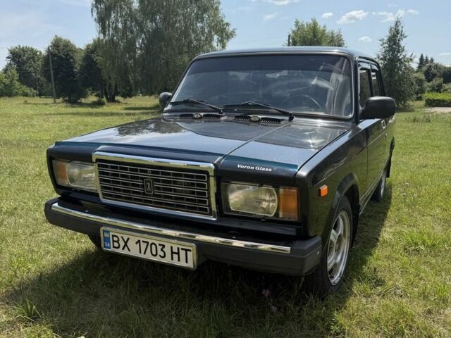 Чорний ВАЗ 2107, об'ємом двигуна 1.5 л та пробігом 80 тис. км за 2208 $, фото 1 на Automoto.ua