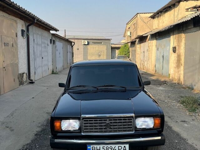 Чорний ВАЗ 2107, об'ємом двигуна 1.45 л та пробігом 97 тис. км за 2800 $, фото 1 на Automoto.ua