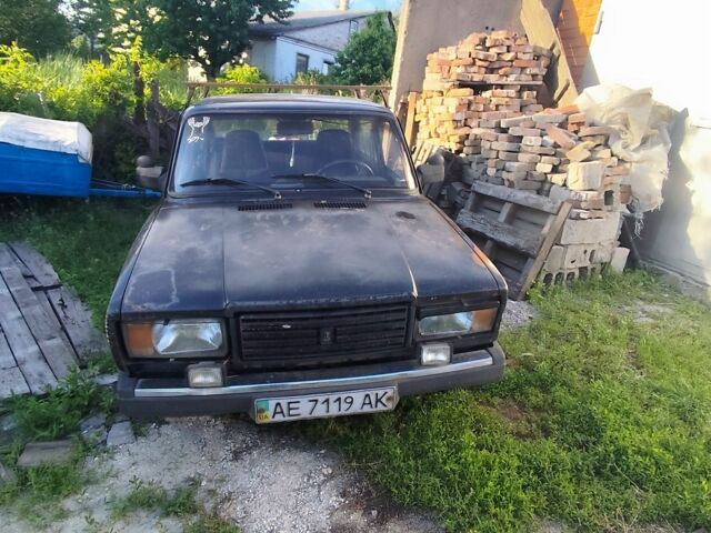Черный ВАЗ 2107, объемом двигателя 1.5 л и пробегом 160 тыс. км за 800 $, фото 1 на Automoto.ua