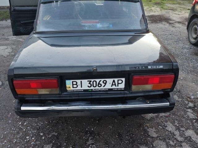 Чорний ВАЗ 2107, об'ємом двигуна 1.5 л та пробігом 93 тис. км за 800 $, фото 1 на Automoto.ua