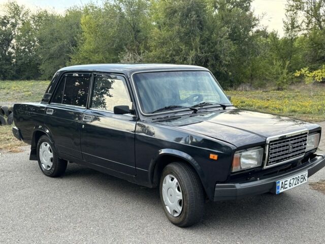 Черный ВАЗ 2107, объемом двигателя 1.5 л и пробегом 155 тыс. км за 1250 $, фото 1 на Automoto.ua