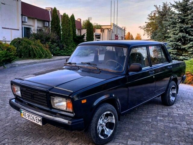 Черный ВАЗ 2107, объемом двигателя 0 л и пробегом 45 тыс. км за 1706 $, фото 1 на Automoto.ua